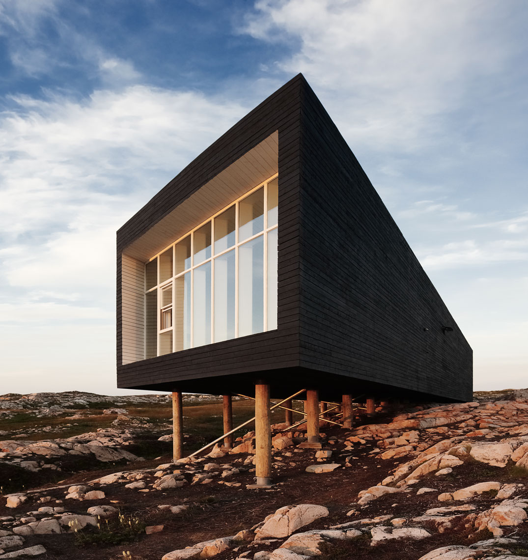 Architecture-Newfoundland-FogoIsland-Long-Studio_2