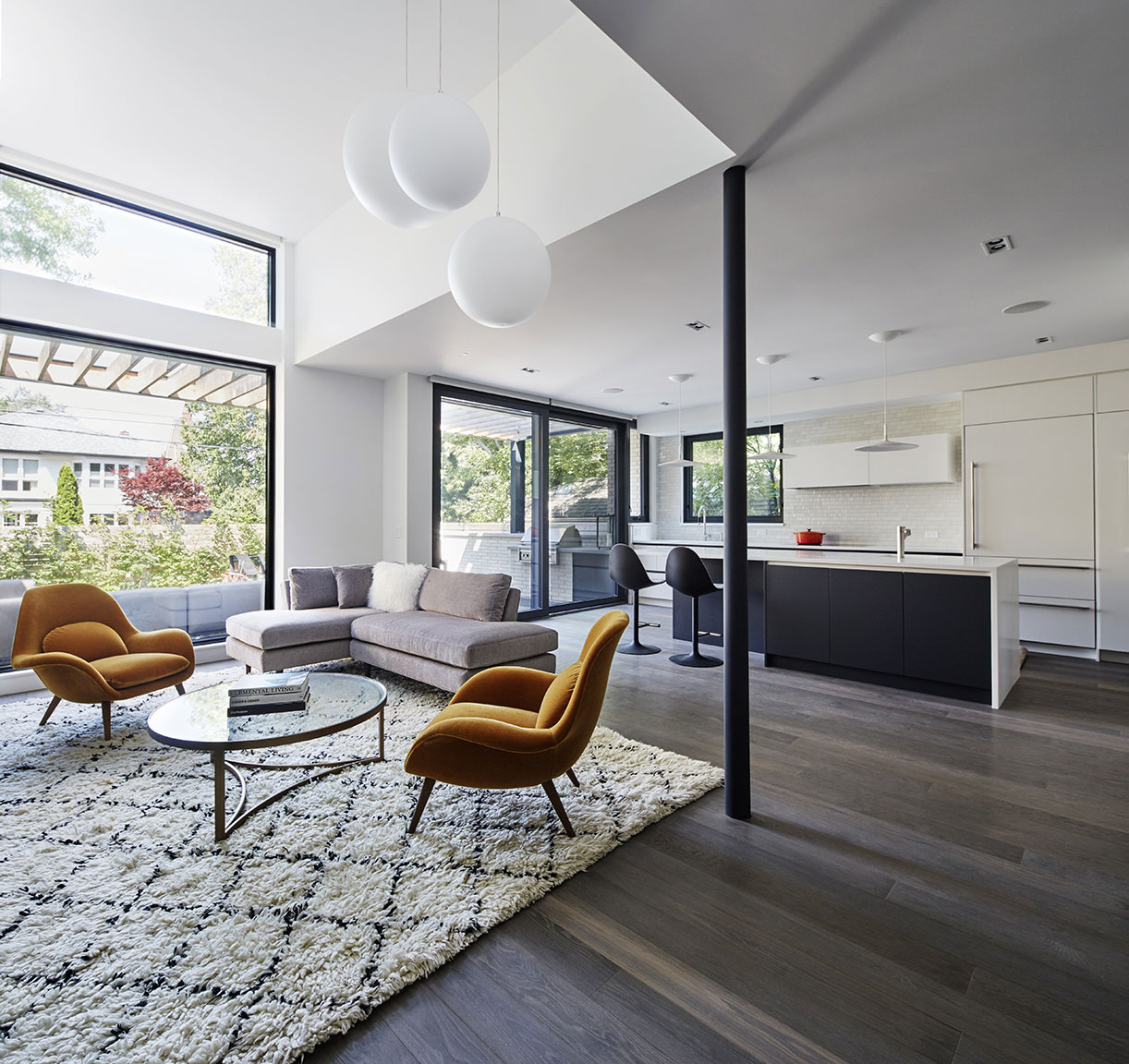 Architecture-interior-design-toronto-photographer-livingroom-kitchen