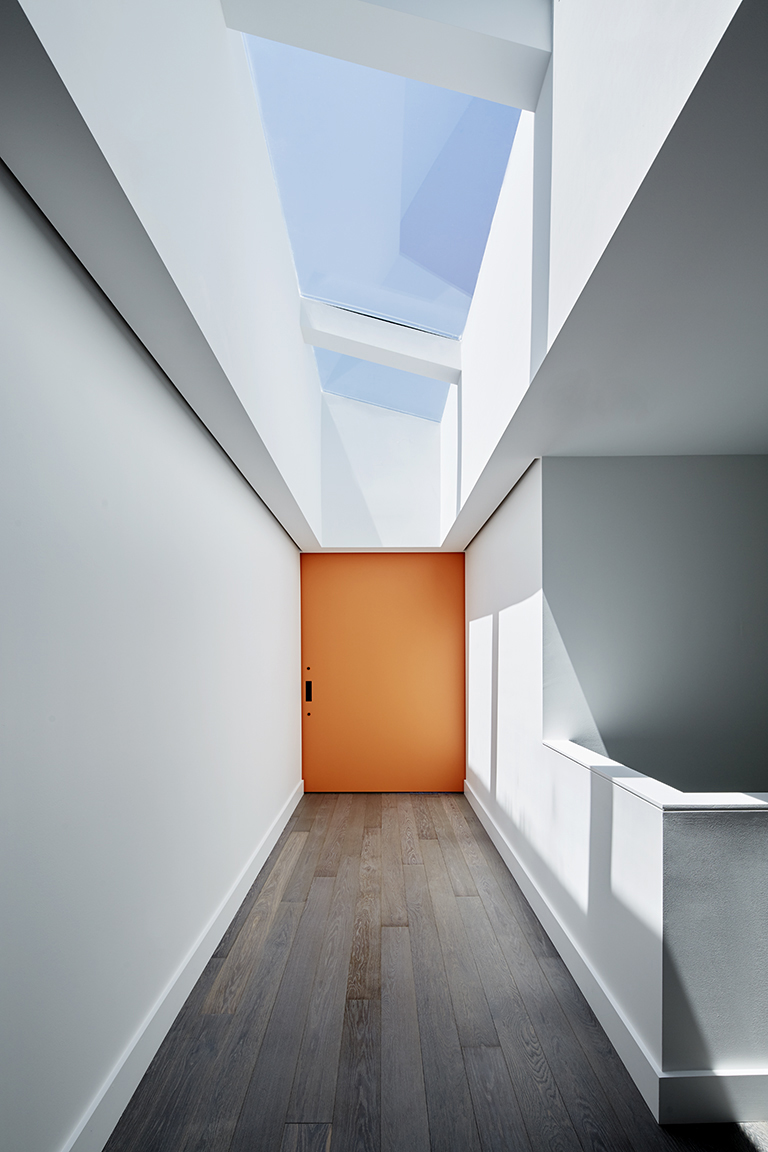 Architecture-interior-design-toronto-photographer-modern-hall